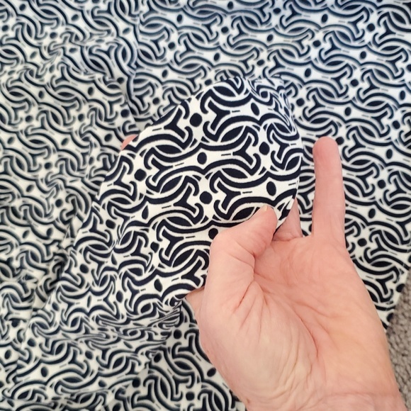 Talbots front tied sleeveless top - Picture 5 of 6